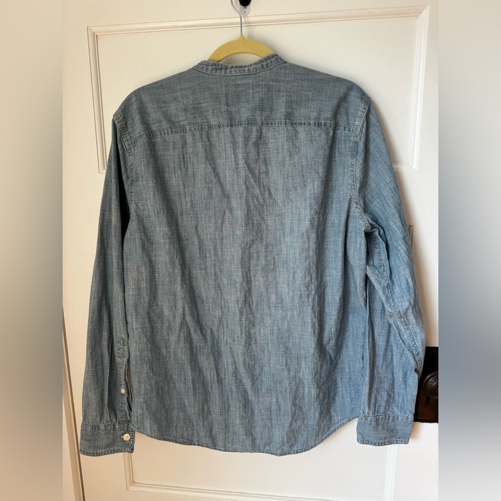 Abercrombie & Fitch Chambray Collarless Button-Up - Picture 3 of 4
